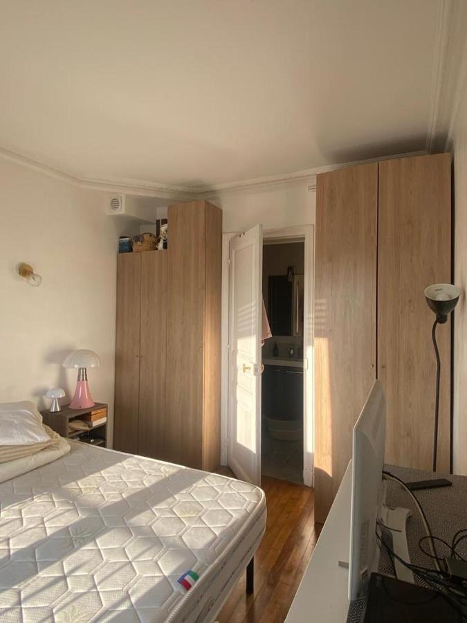 Appartement Ensoleille, Central Et Tout Equipe Avec Vue Tour Eiffel Et Pantheon Paris Eksteriør billede